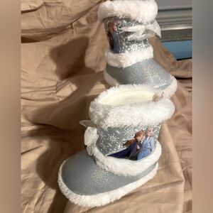 Toddler Frozen II slipper boots 5/6
